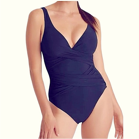 Tommy Bahama Pearl Floating Underwire Scoop One Piece - Picture 4 of 14